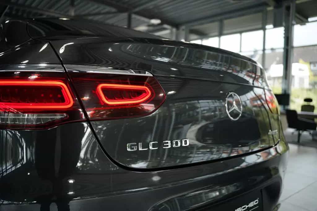 Mercedes-Benz GLC 300 Coupé 4M AMG Line 2H *20 *Pano *Digital 08/2020-photo-12