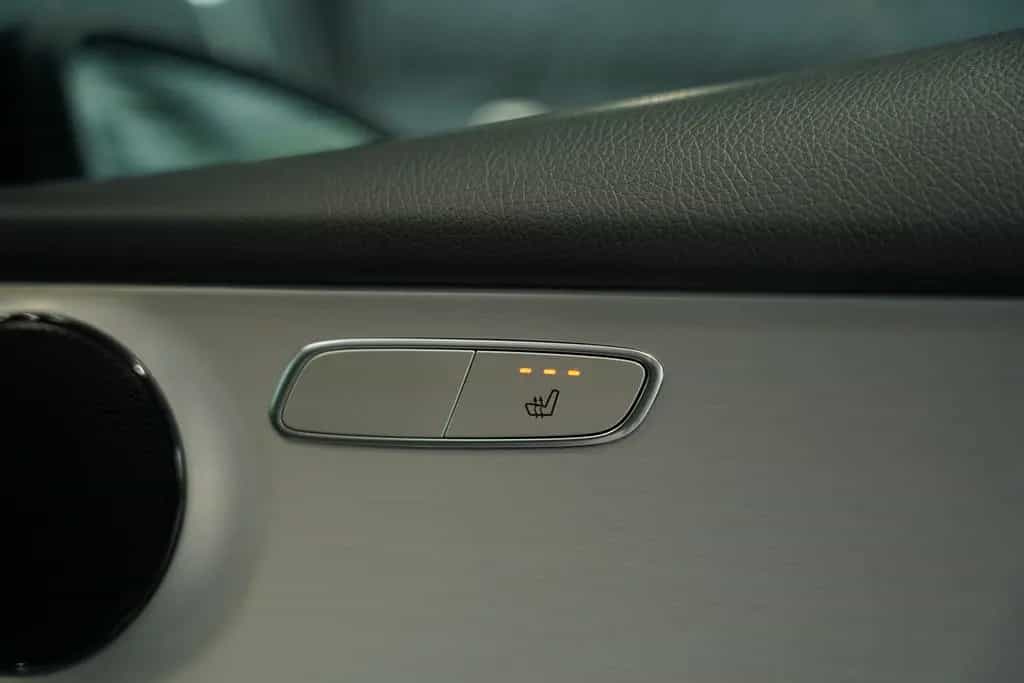 Mercedes-Benz GLC 300 Coupé 4M AMG Line 2H *20 *Pano *Digital 08/2020-photo-18