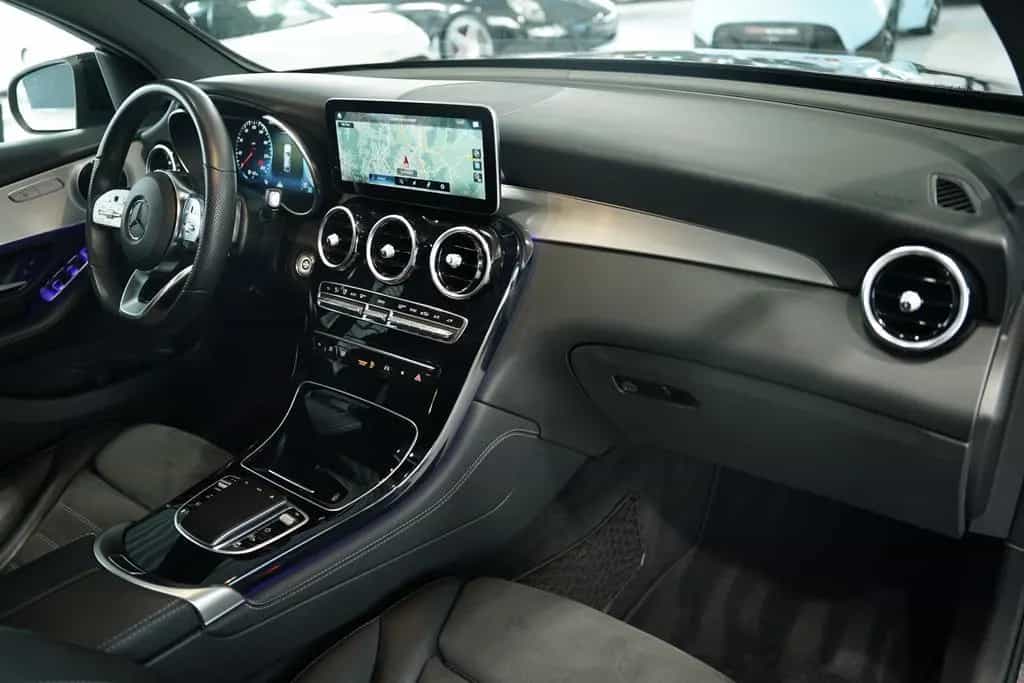 Mercedes-Benz GLC 300 Coupé 4M AMG Line 2H *20 *Pano *Digital 08/2020-photo-21