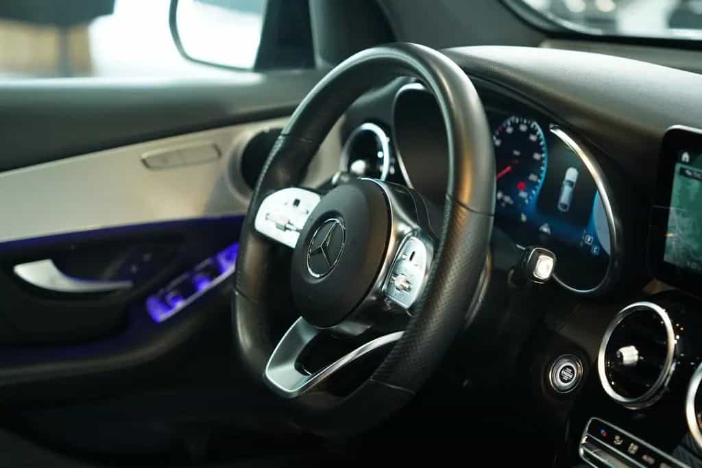 Mercedes-Benz GLC 300 Coupé 4M AMG Line 2H *20 *Pano *Digital 08/2020-photo-22