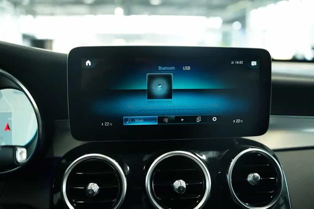 Mercedes-Benz GLC 300 Coupé 4M AMG Line 2H *20 *Pano *Digital 08/2020-photo-36