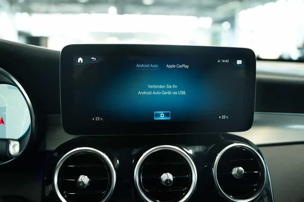 Mercedes-Benz GLC 300 Coupé 4M AMG Line 2H *20 *Pano *Digital 08/2020-photo-37