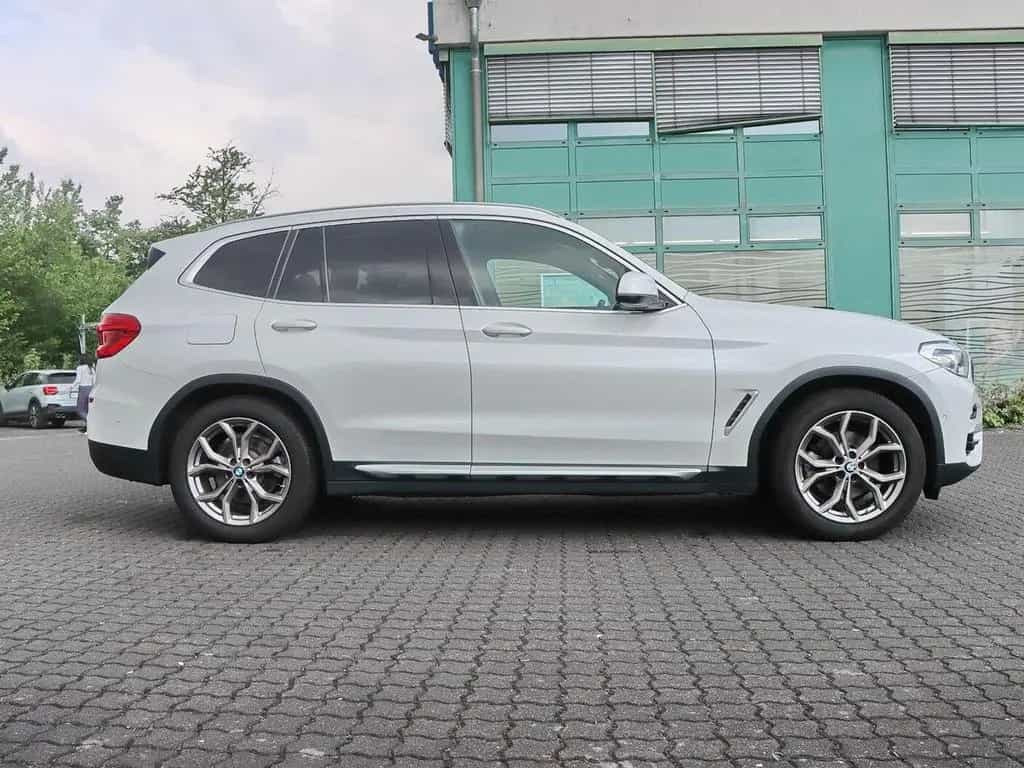 BMW X3 xDrive20d AHK Head-Up Panoramadach 07/2019-photo-1