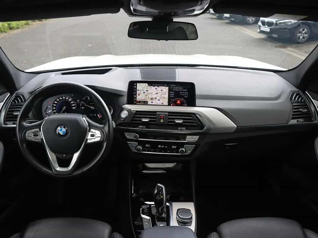 BMW X3 xDrive20d AHK Head-Up Panoramadach 07/2019-photo-9