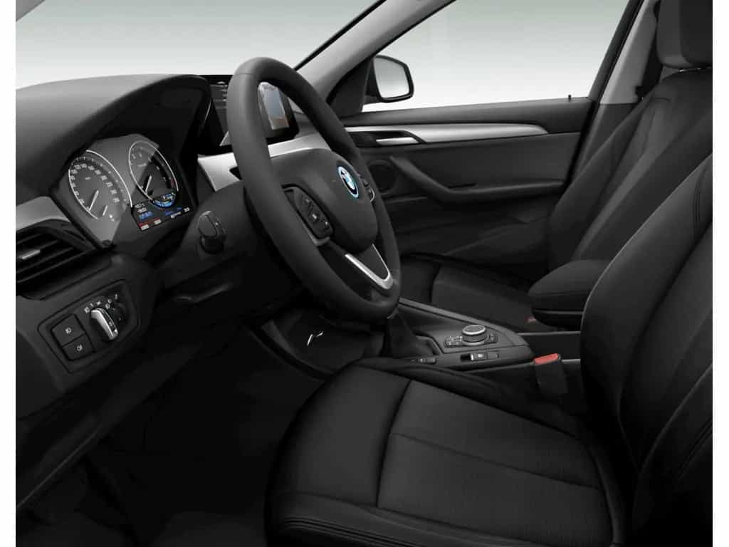 BMW X1 xDrive25e Advantage LED HUD AHK NAVI KAMERA 02/2022-photo-4