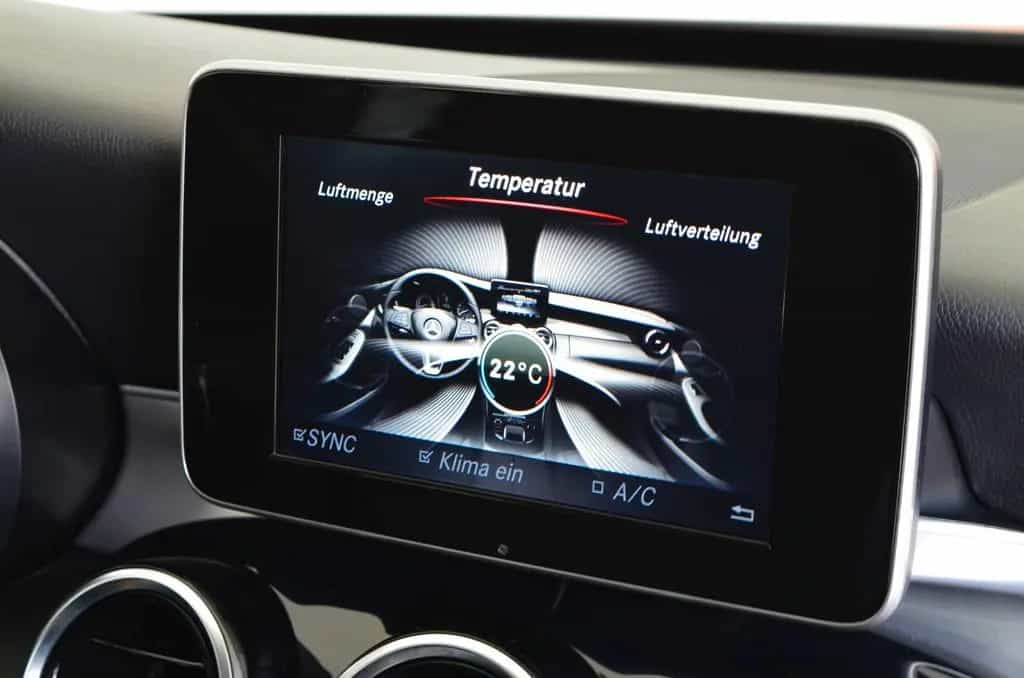 Mercedes-Benz C-Class 180 Avantgarde | Navi | LED | PDC | 18`Alu 04/2016-photo-13