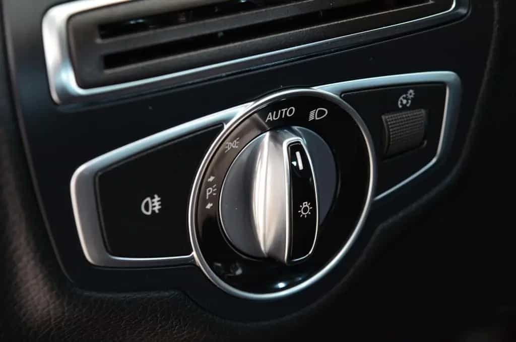 Mercedes-Benz C-Class 180 Avantgarde | Navi | LED | PDC | 18`Alu 04/2016-photo-29
