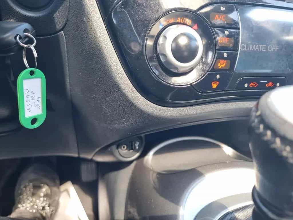 Nissan Juke Acenta/Kamera/Navi/Panoramadach/ 11/2014-photo-15