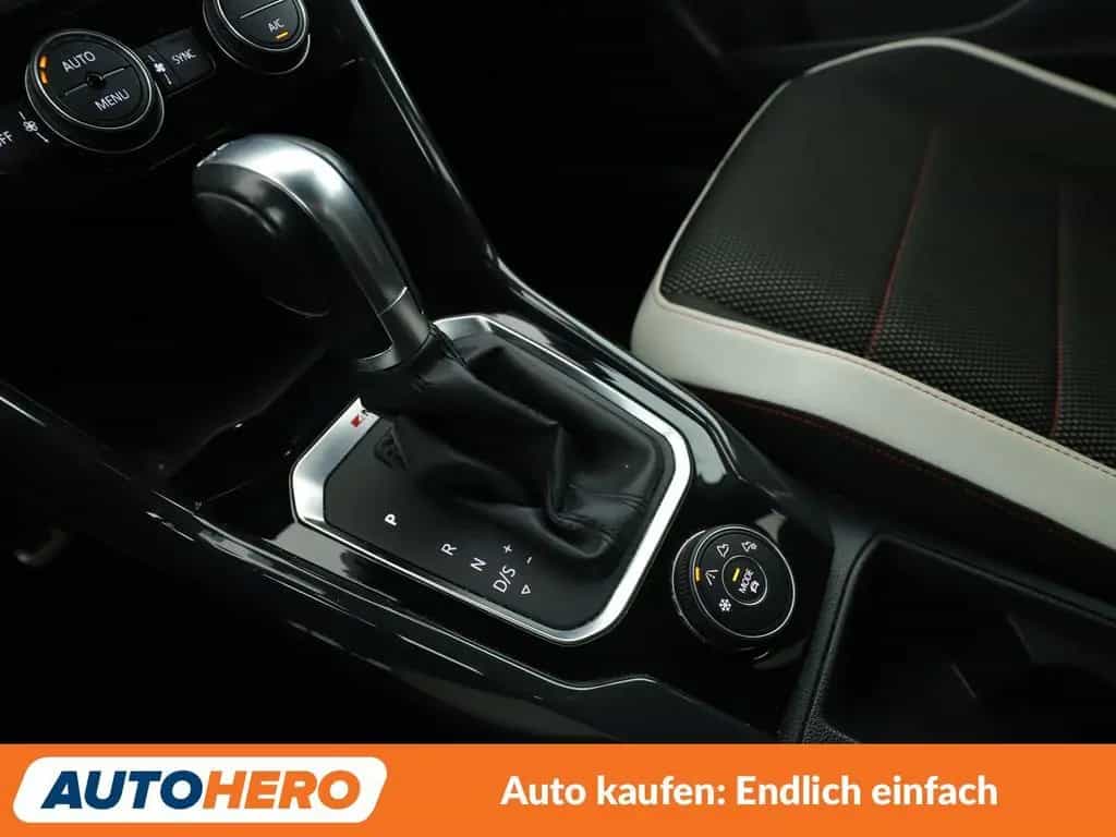 Volkswagen T-Roc 2.0 TSI Sport 4Motion Aut.*NAVI*LED*PDC* 07/2018-photo-22