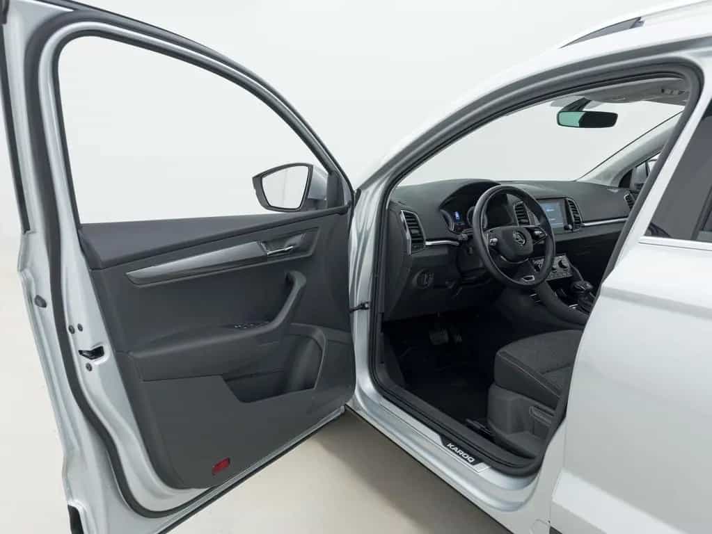 Skoda Karoq 1.5 TSI ACT Clever DSG*LED*NAV*KESSY*SHZ* 01/2022-photo-10