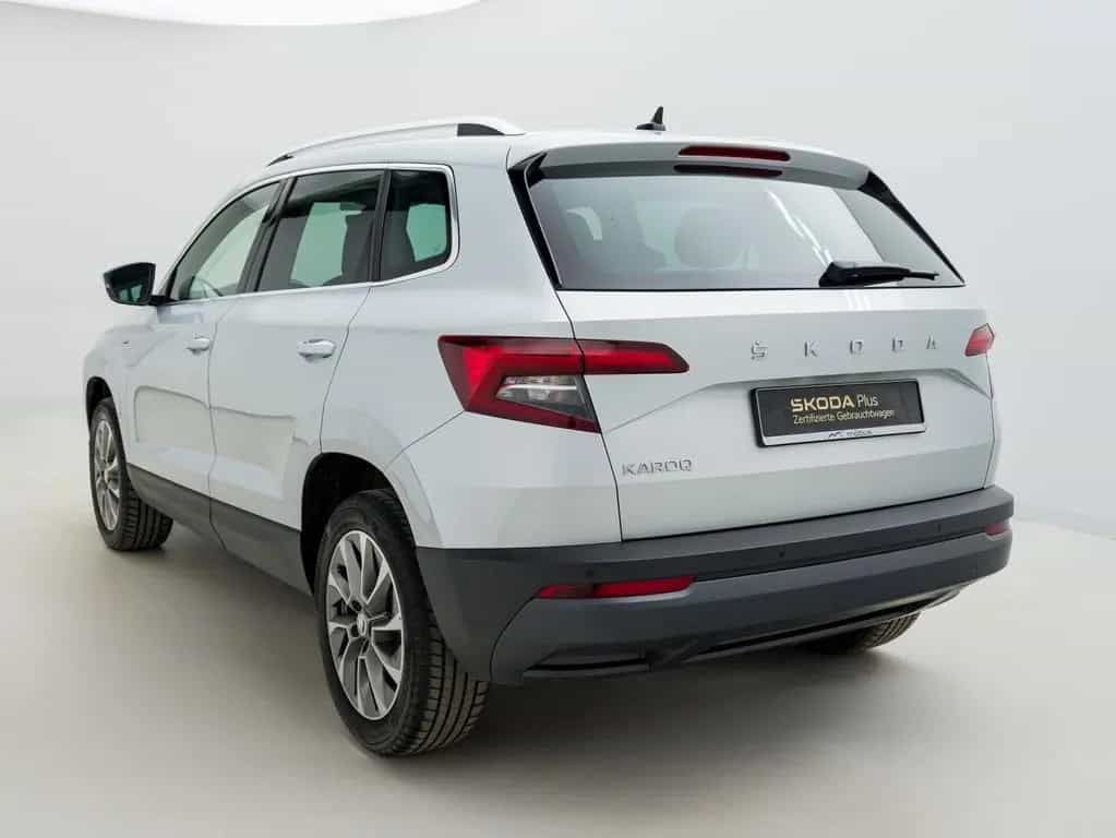 Skoda Karoq 1.5 TSI ACT Clever DSG*LED*NAV*KESSY*SHZ* 01/2022-photo-4