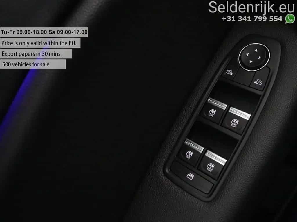 Renault Captur 1.3 TCe 140 Intens | AHK | Carplay | kame 08/2022-photo-30