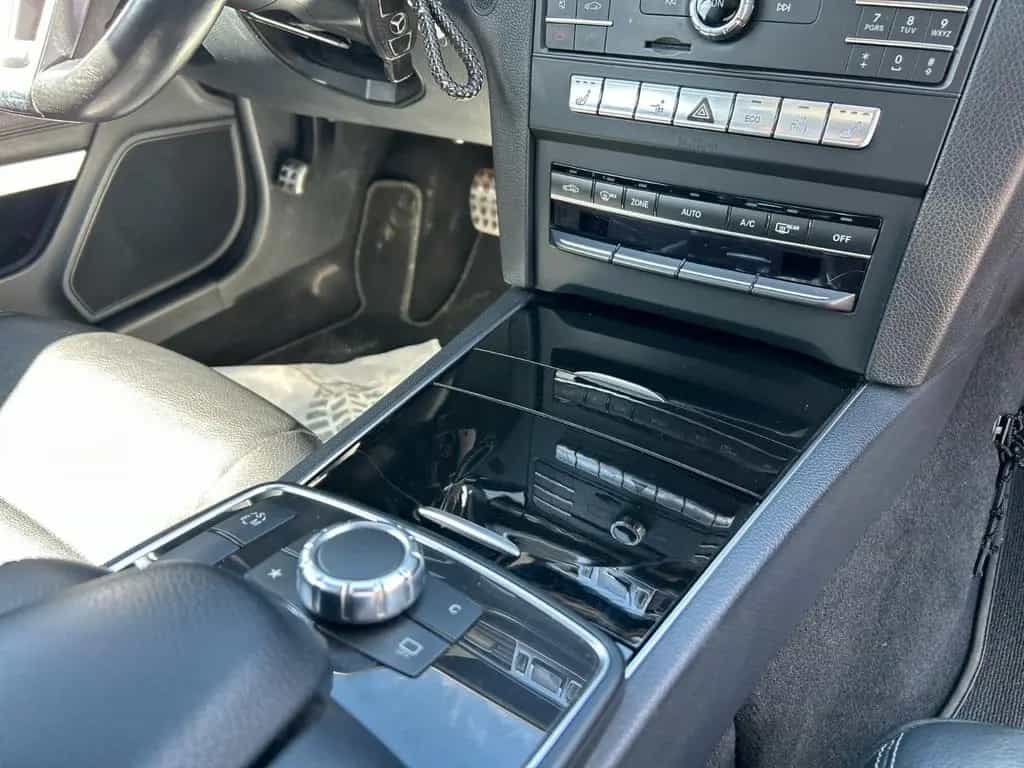 Mercedes-Benz E 200 Coupe 2.0 AMG-Line Night-Paket Panorama 09/2016-photo-26