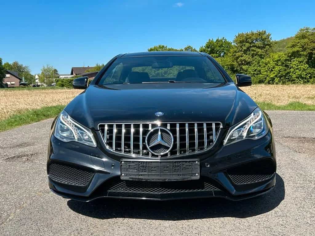 Mercedes-Benz E 200 Coupe 2.0 AMG-Line Night-Paket Panorama 09/2016-photo-41