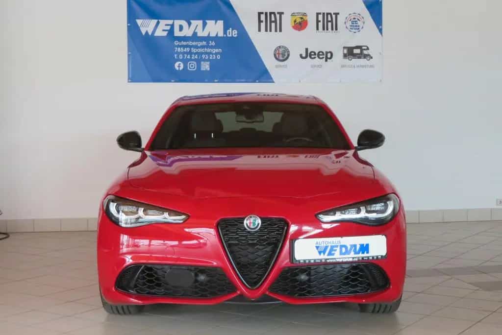 Alfa Romeo Giulia Competizione Q4 280PS 09/2023-photo-1