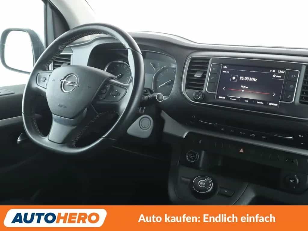 Opel Zafira Life 2.0 Diesel Selection M (L2) Aut.*CAM 08/2022-photo-12
