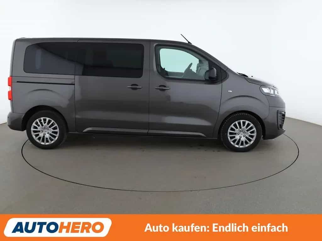 Opel Zafira Life 2.0 Diesel Selection M (L2) Aut.*CAM 08/2022-photo-6