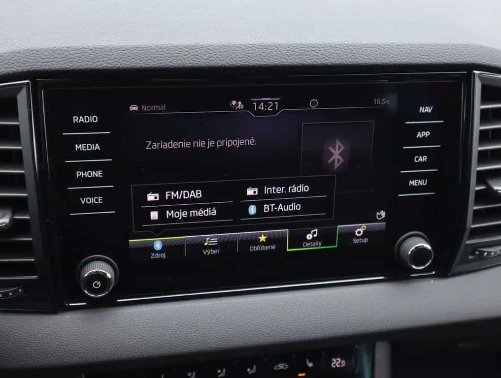 Skoda Karoq 1.5TSI Sportline el.Klappe+ACC+Matrix+RFC 08/2025-photo-13