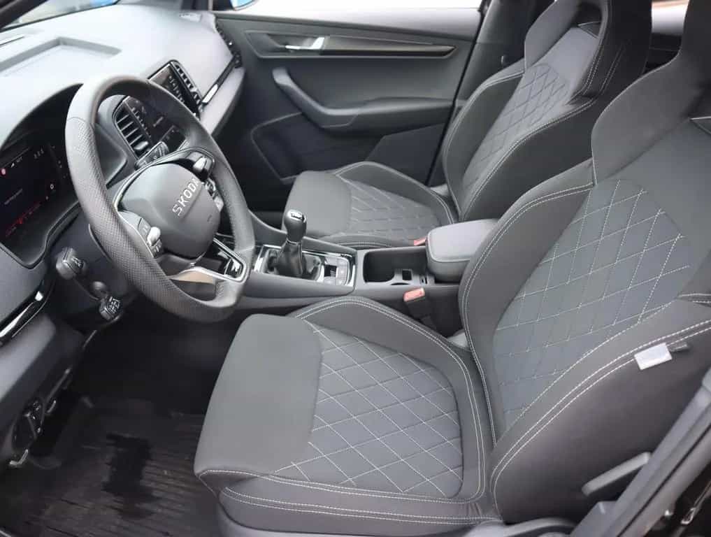 Skoda Karoq 1.5TSI Sportline el.Klappe+ACC+Matrix+RFC 08/2025-photo-5