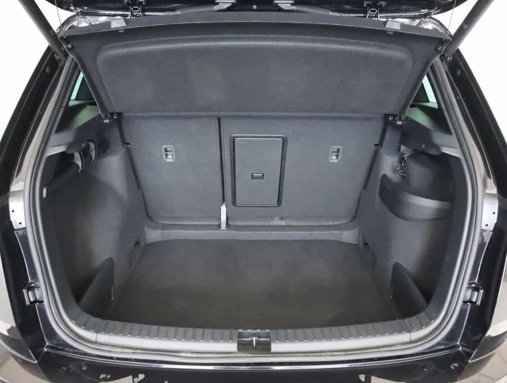 Skoda Karoq 1.5TSI Sportline el.Klappe+ACC+Matrix+RFC 08/2025-photo-9
