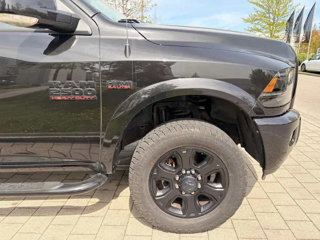 Dodge RAM 2500 6.4 Heavy Duty Laramie *LPG*Klima*VOLL* 02/2018-photo-9