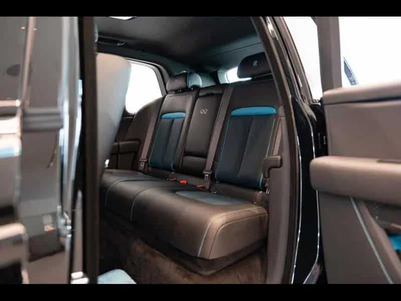 Rolls-Royce Cullinan Black Badge Series II null-photo-14