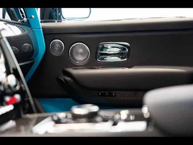 Rolls-Royce Cullinan Black Badge Series II null-photo-22