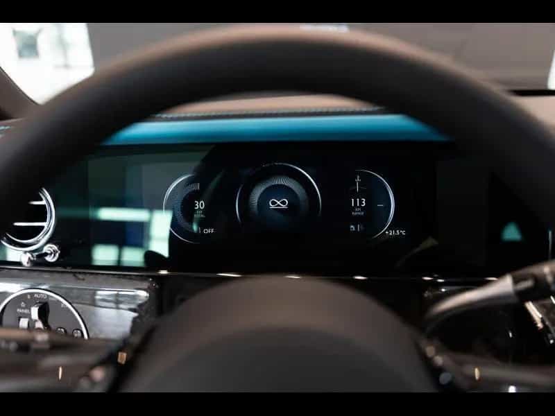 Rolls-Royce Cullinan Black Badge Series II null-photo-30