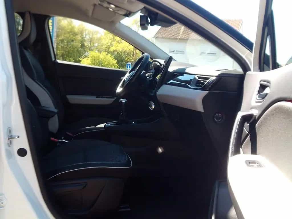 Renault Captur II 1.3 Edition One Bose 360* SHZ Navi AHK 03/2021-photo-7