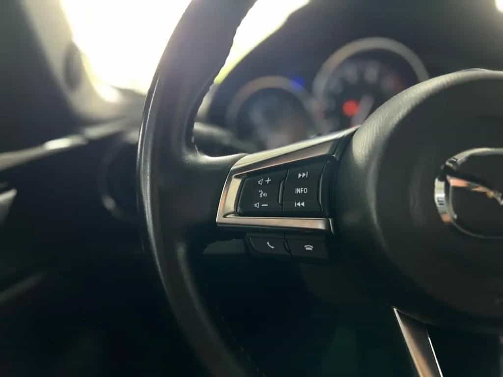 Mazda MX-5 2.0 Exclusive-Line LED+STHZ+NAVI+LEDER 03/2017-photo-27