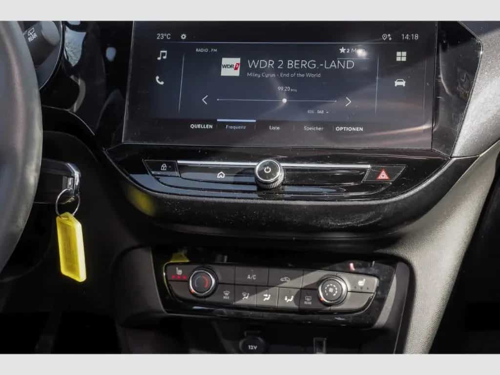 Opel Corsa F GS 1.2 Voll-LED RückKam Winterpaket Allw 02/2024-photo-12