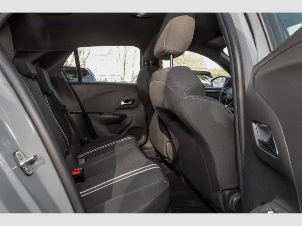 Opel Corsa F GS 1.2 Voll-LED RückKam Winterpaket Allw 02/2024-photo-9
