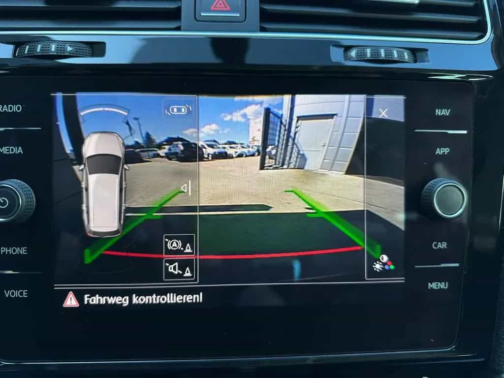 Volkswagen Golf VII Variant Sound Car Play ACC Navi AHK 01/2018-photo-9
