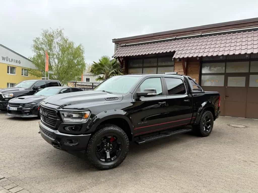 Dodge RAM V8*5.7*4X4*OFFROAD*AHK*NAVI*ROLLBAR*PDC*GARANTIE 04/2020-photo-1