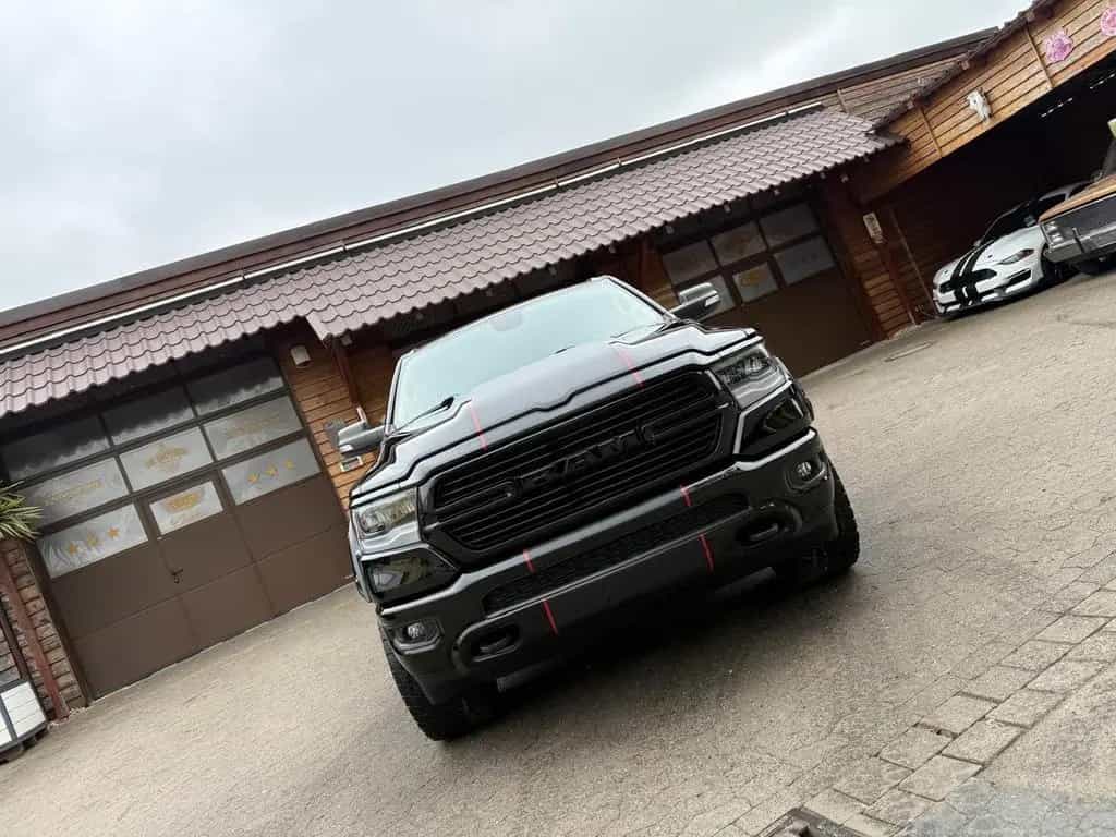 Dodge RAM V8*5.7*4X4*OFFROAD*AHK*NAVI*ROLLBAR*PDC*GARANTIE 04/2020-photo-9