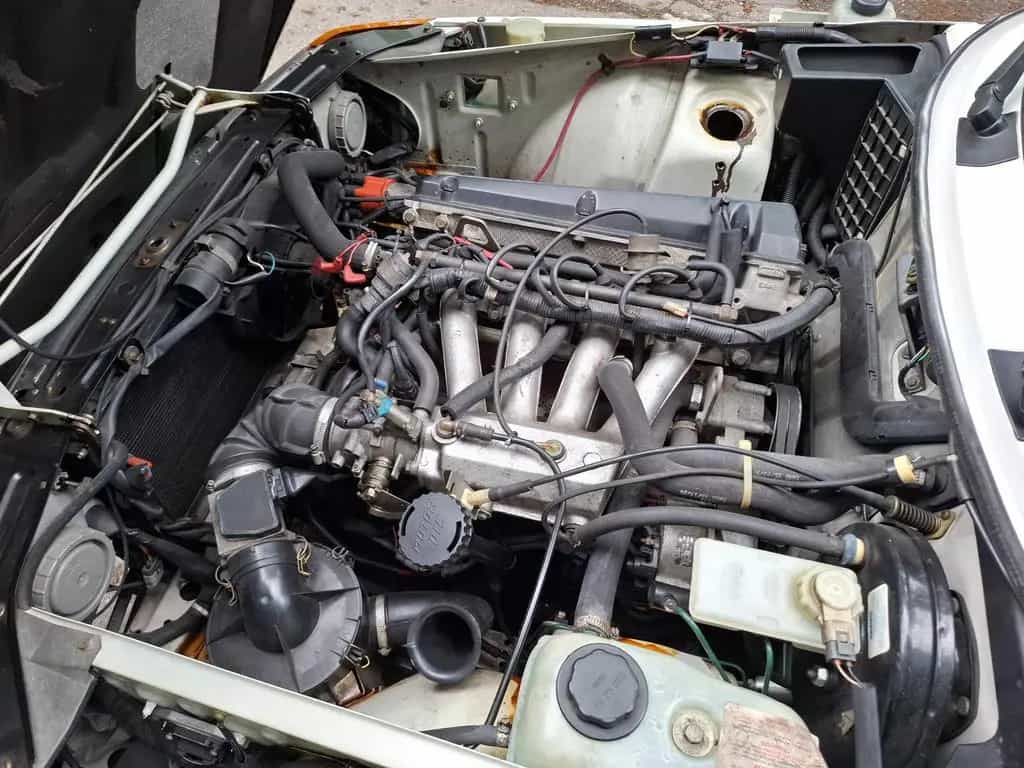 Saab 900 i Cabrio 05/1990-photo-14