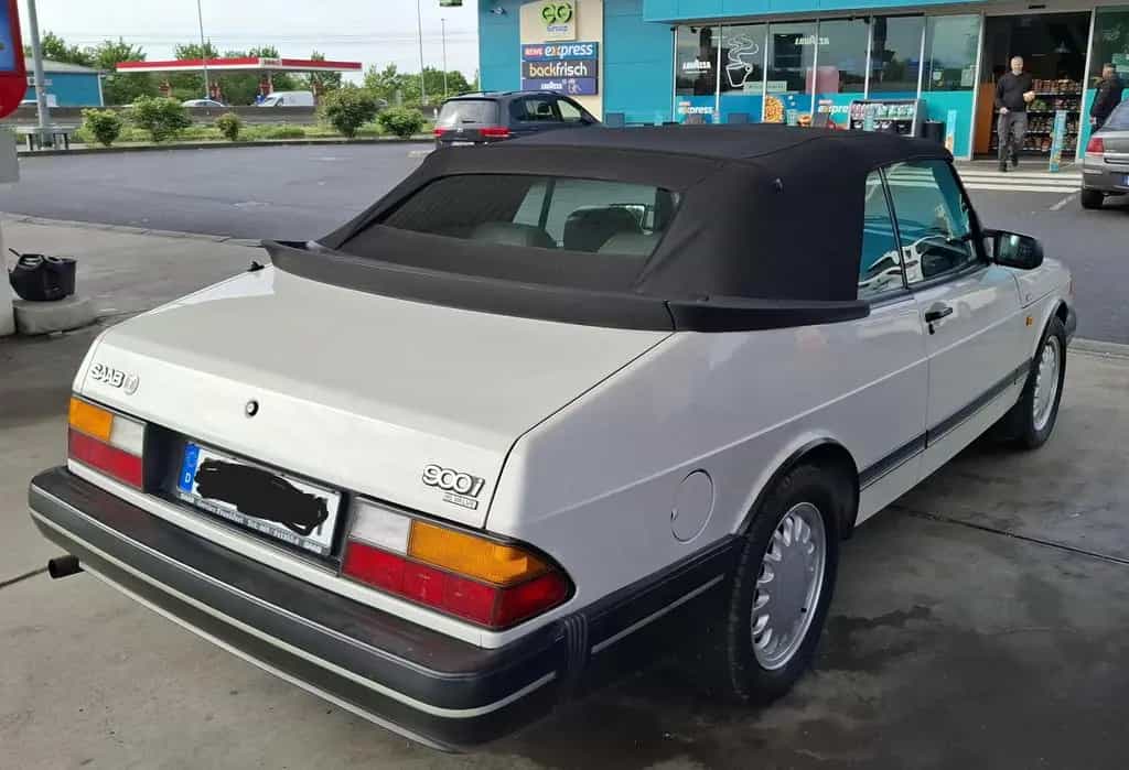 Saab 900 i Cabrio 05/1990-photo-2