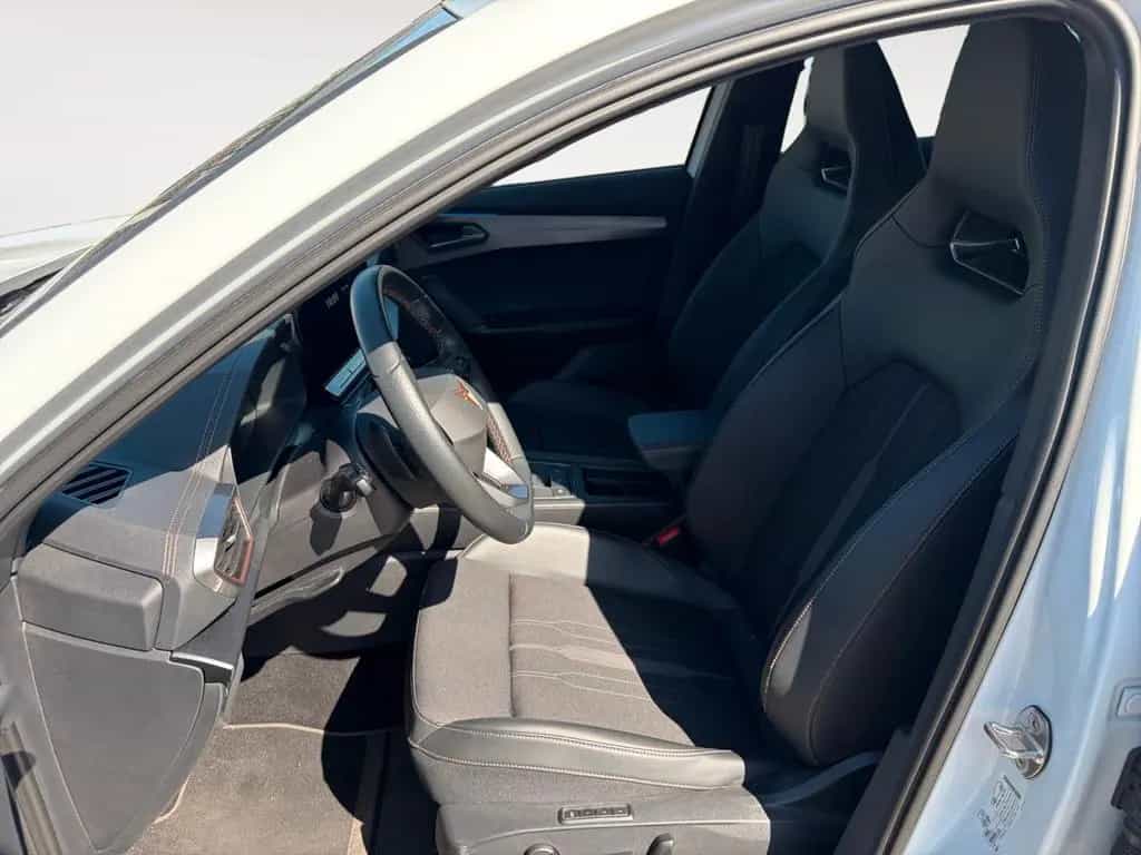 Cupra Formentor VZ 2.0 TSI 4Drive DSG 1.HD/AHK/360°Kam 10/2023-photo-8
