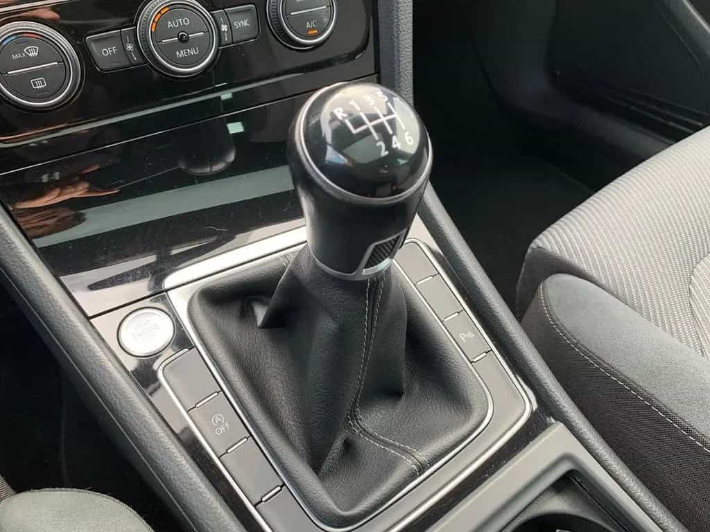 Volkswagen Golf VII 1.4 TSI Highline BMT NAVI+KLIMA+LED+PDC 04/2015-photo-18