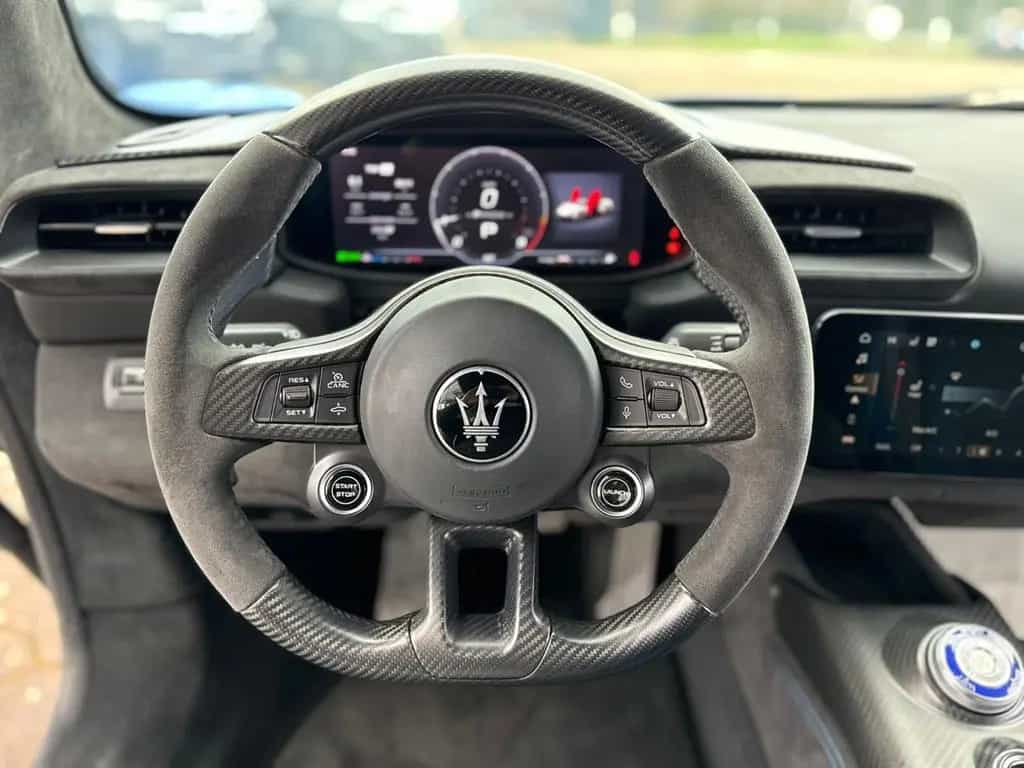 Maserati MC20 3.0 V6 *NEW* Carbon/Keramik/Lift/SHZ/Sonus null-photo-23