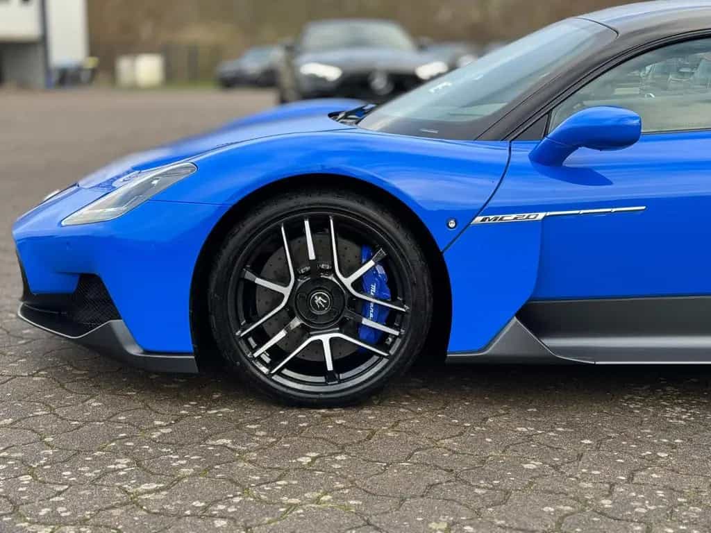 Maserati MC20 3.0 V6 *NEW* Carbon/Keramik/Lift/SHZ/Sonus null-photo-4