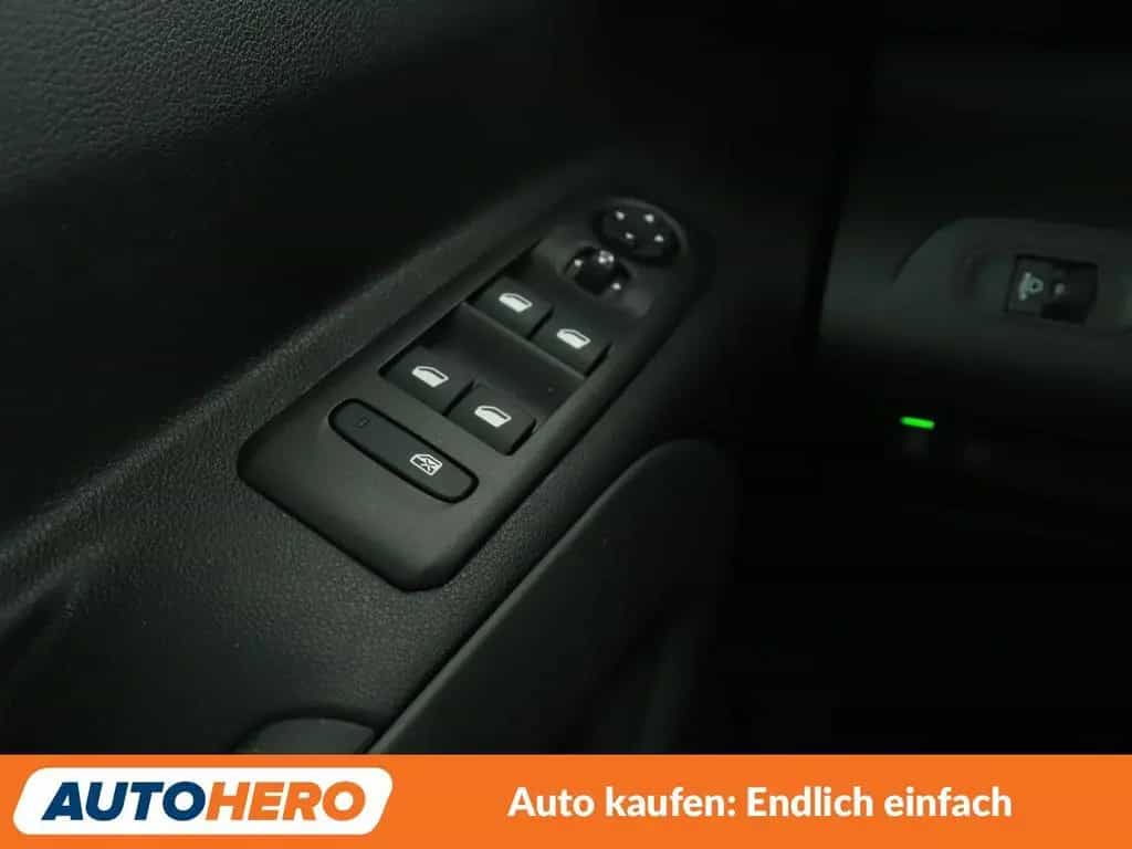 Citroën Berlingo 1.2 PureTech Feel M Aut.*NAVI*CAM*TEMPO 01/2020-photo-26