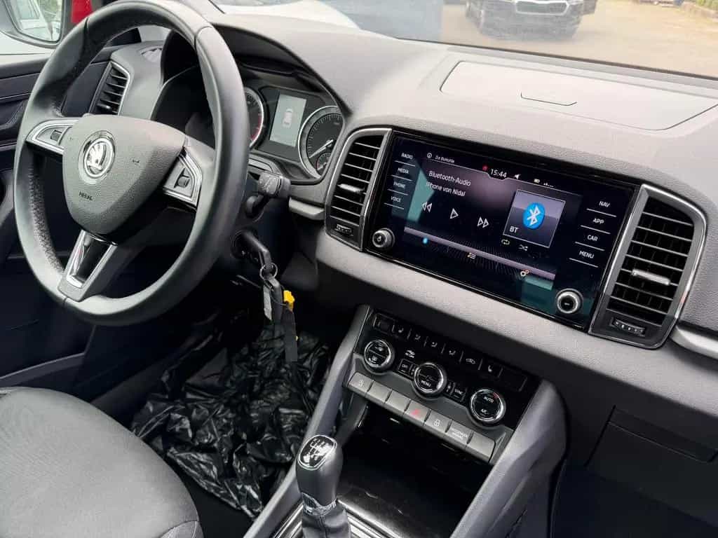 Skoda Karoq Ambition RUBBER RITA SCHADEN 01/2019-photo-10