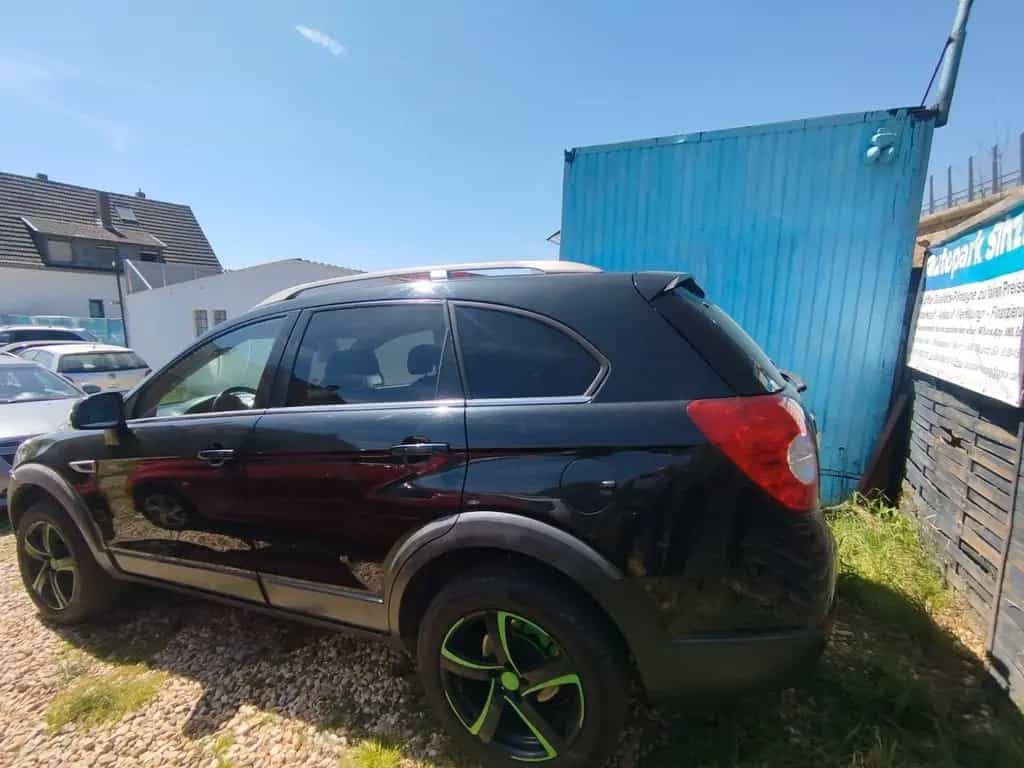 Chevrolet Captiva 2.2 D LT+ Autom.*7Sitze*Kam.*Temp.*TÜV n 11/2012-photo-5