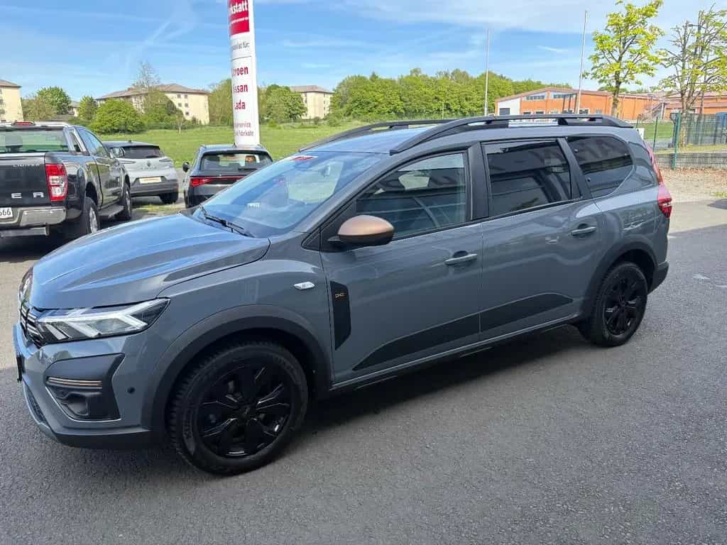 Dacia Jogger Extreme+ 7-Sitzer| 1.Hand | Navi | Kamera 12/2024-photo-11