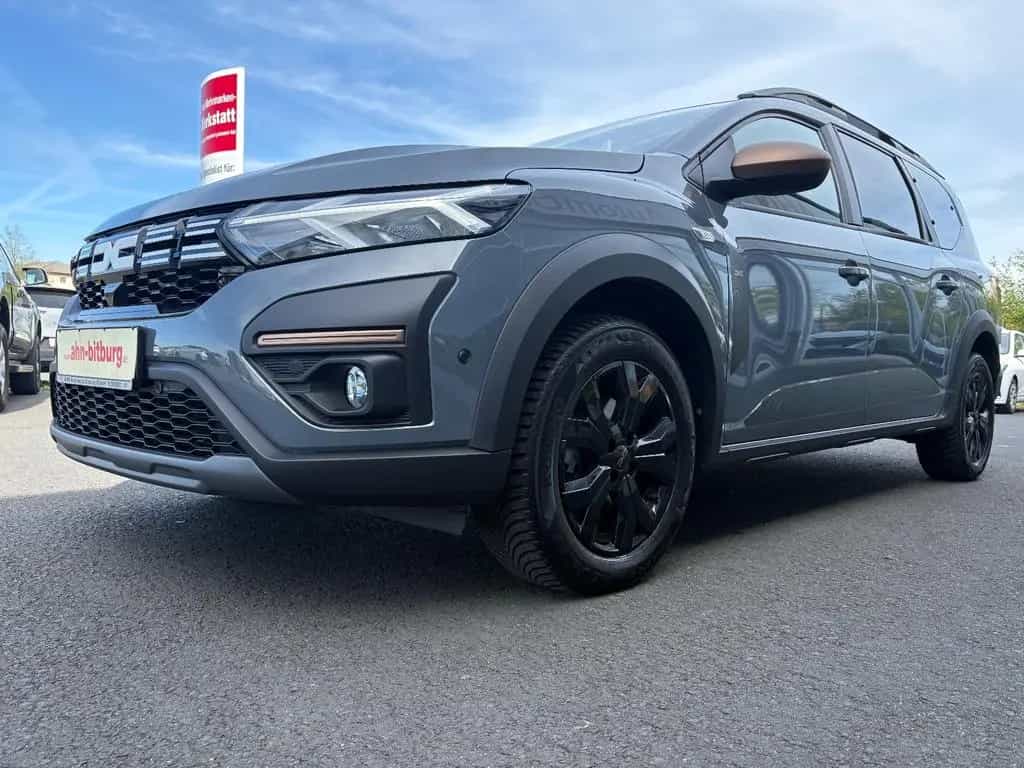 Dacia Jogger Extreme+ 7-Sitzer| 1.Hand | Navi | Kamera 12/2024-photo-12