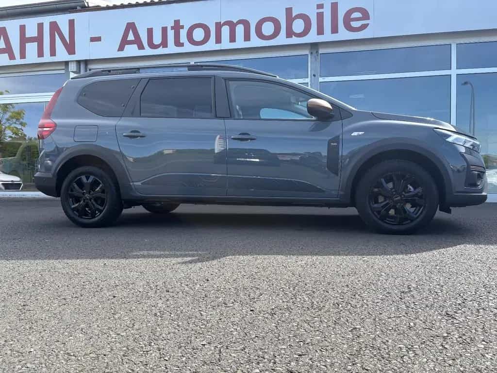 Dacia Jogger Extreme+ 7-Sitzer| 1.Hand | Navi | Kamera 12/2024-photo-16
