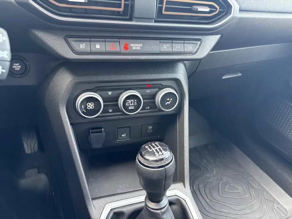 Dacia Jogger Extreme+ 7-Sitzer| 1.Hand | Navi | Kamera 12/2024-photo-34