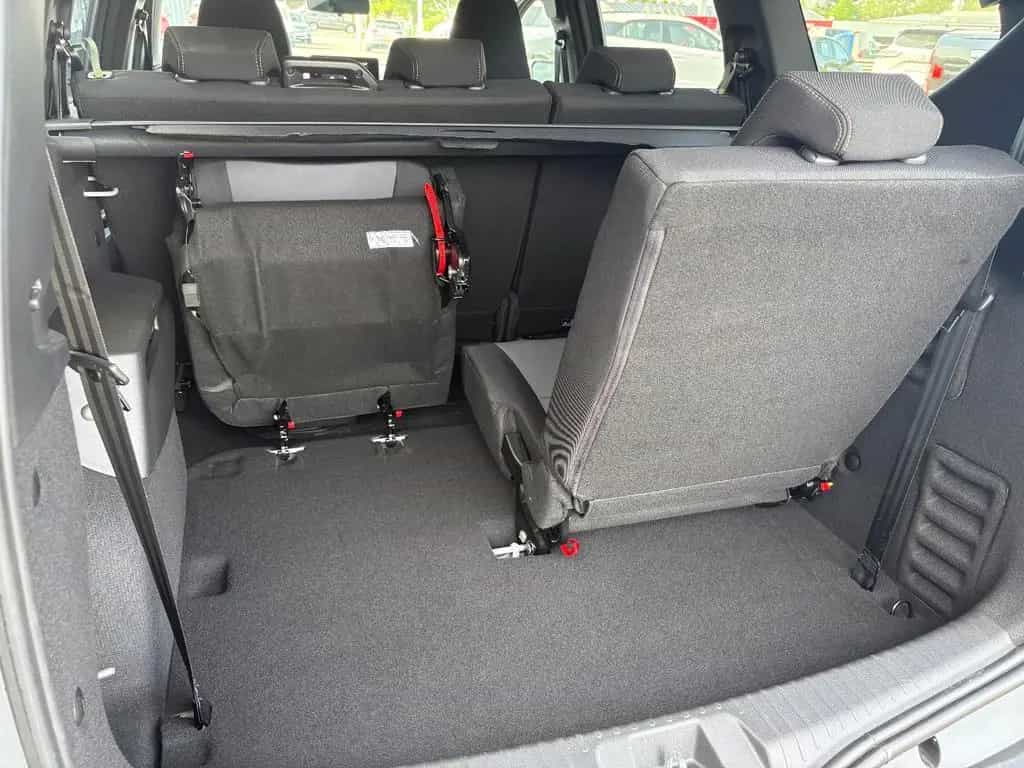 Dacia Jogger Extreme+ 7-Sitzer| 1.Hand | Navi | Kamera 12/2024-photo-8