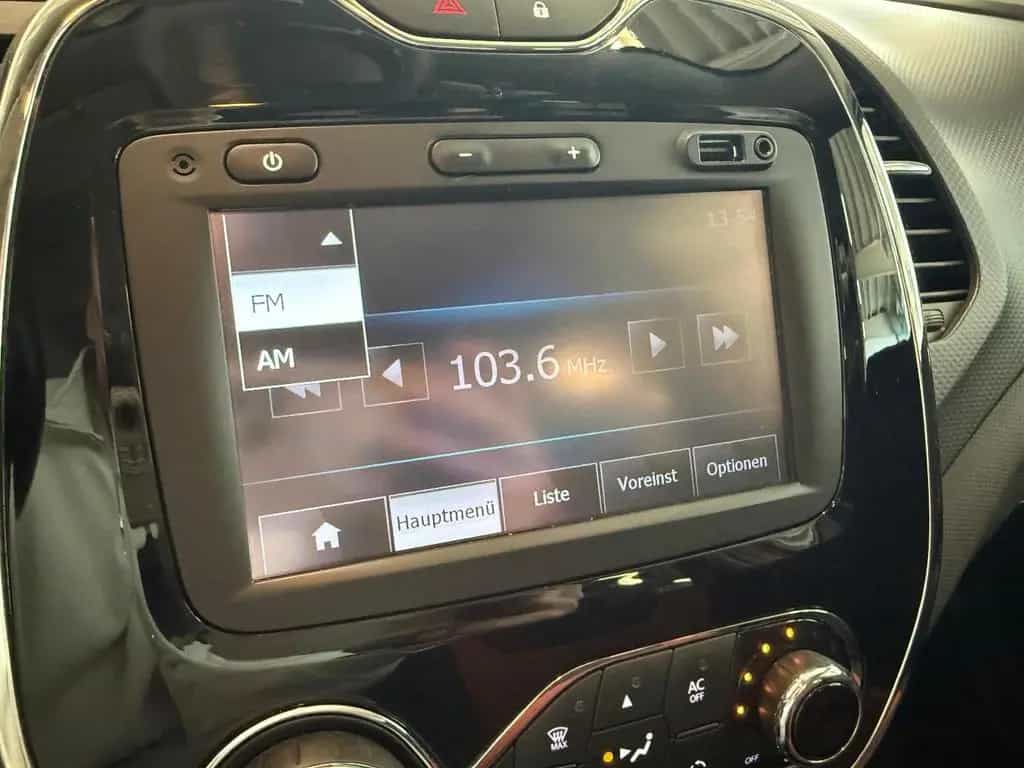 Renault Captur Luxe 1.2 AUTOMATIK NAVI XENON SHZ KLIMA 11/2014-photo-15